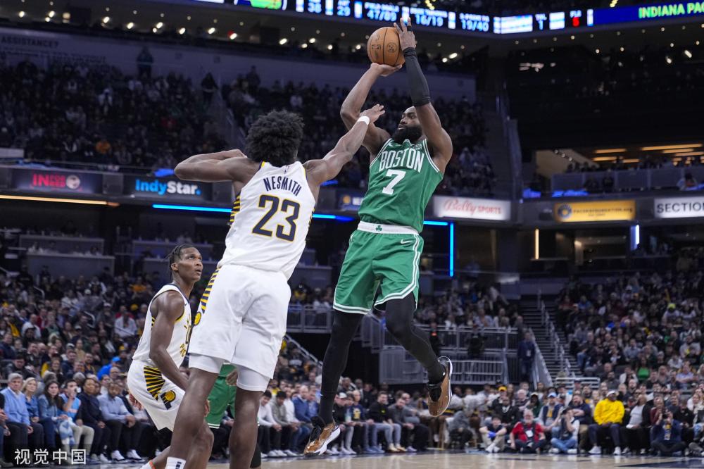 舞台上的表 舞台上的表